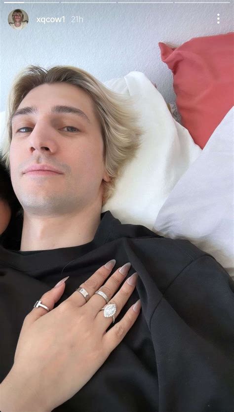 xqc girlfriend name|Fans Believe xQc and Fran Are Engaged